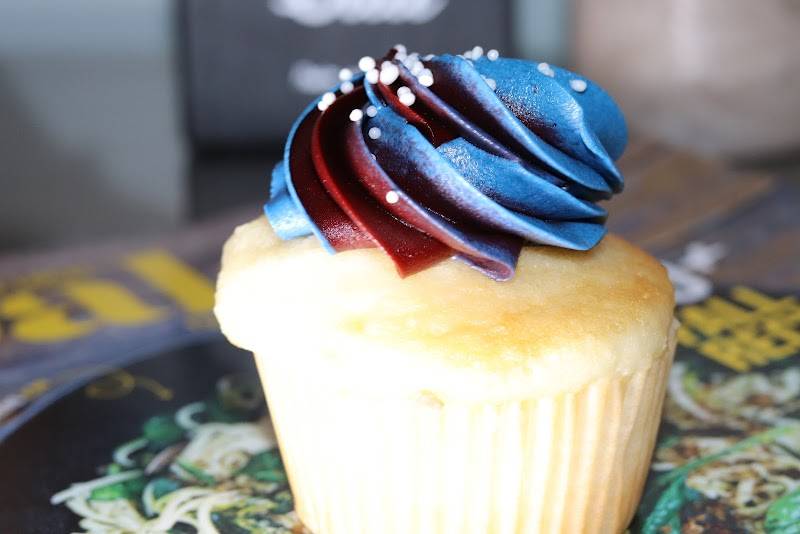 Cakes To Dye For